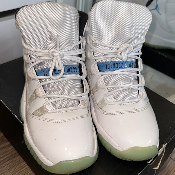 Used Air Jordan 11 retro GS 6.5Y white/legend-blue black - Picture 1 of 6